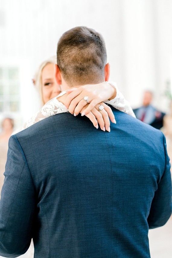 Gorgeous fine art fall wedding at the White Sparrow Barn in Dallas