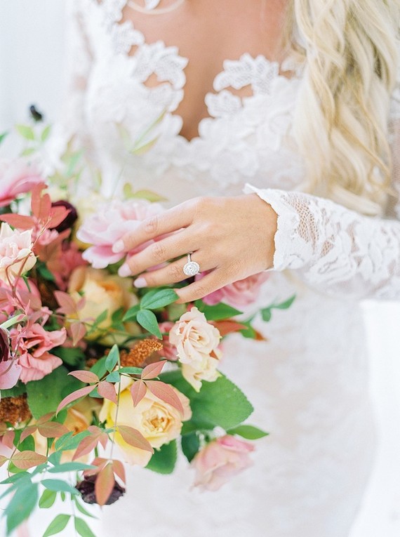 Gorgeous fine art fall wedding at the White Sparrow Barn in Dallas