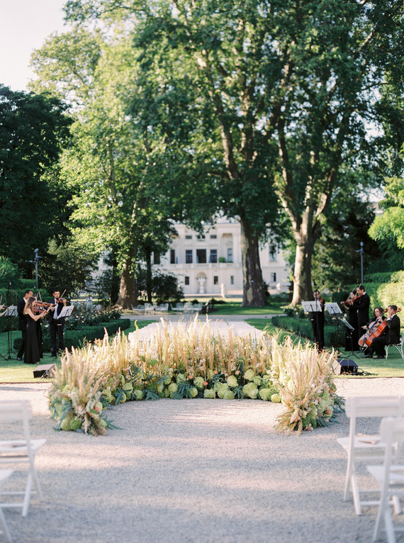 A classic European wedding in Vienna