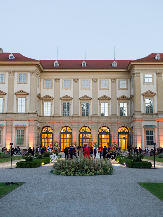 A classic European wedding in Vienna