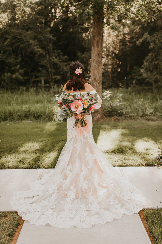 Garden wedding ideas and bouquet recipe at the Meerkermark