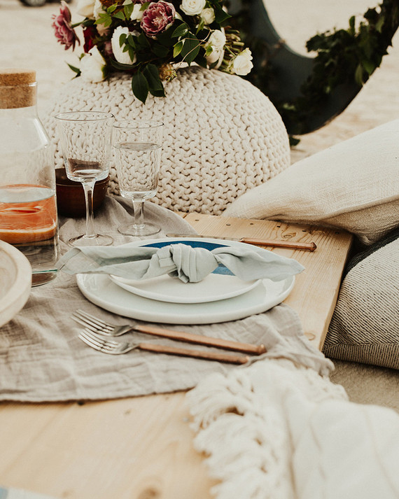 Lunar picnic elopement in the Alvord Desert Inspiration