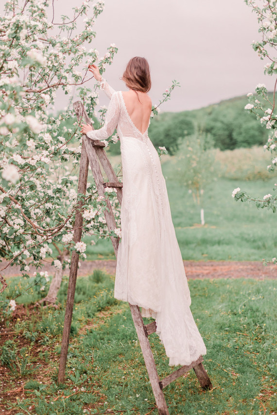 Apple orchard wedding inspiration in Mont Saint Hilaire, Quebec