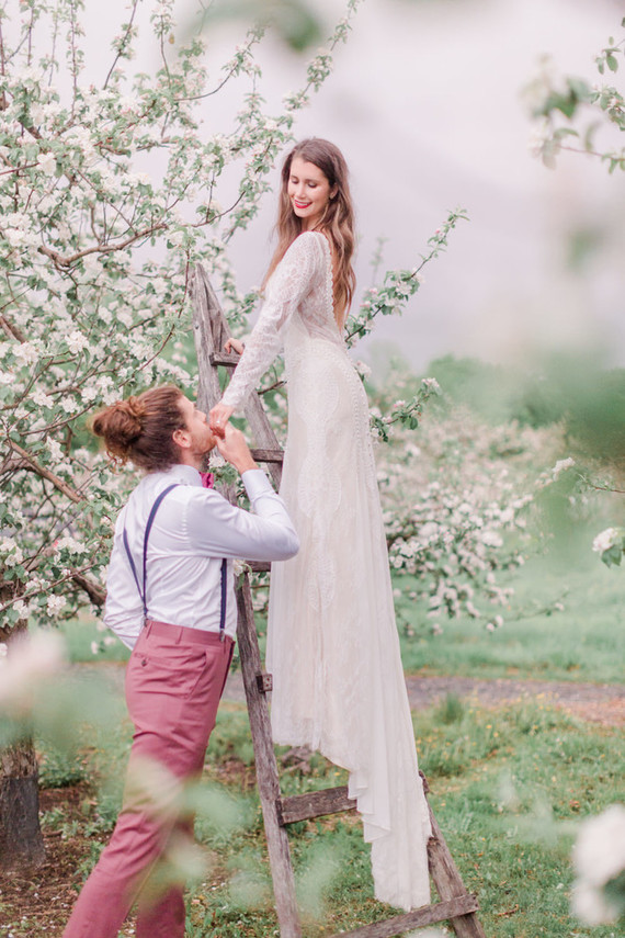 Apple orchard wedding inspiration in Mont Saint Hilaire, Quebec