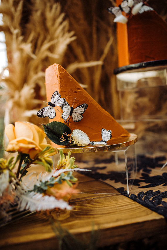 Bohemian butterfly-inspired fall wedding ideas in Sedona