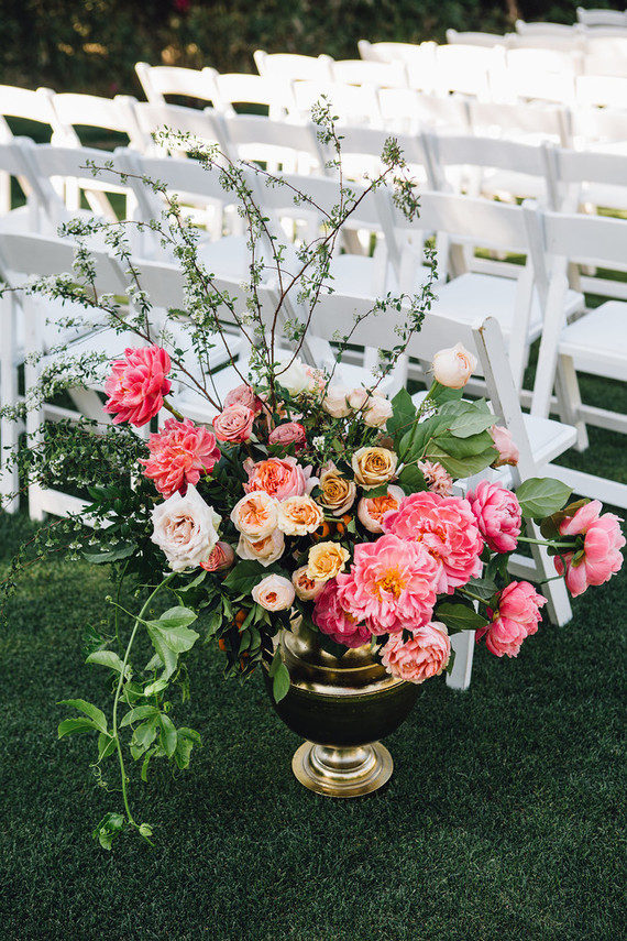 Colorful wedding flowers