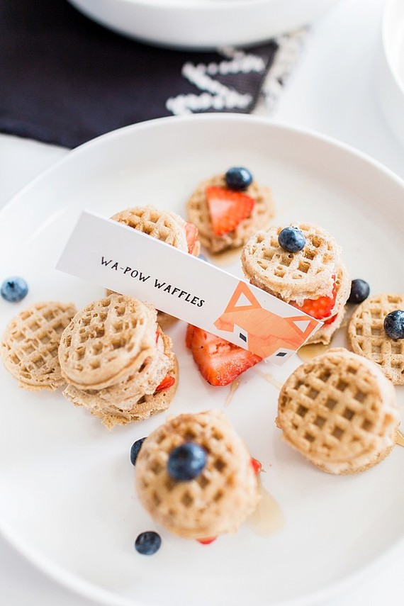 What does the fox say costume party birthday