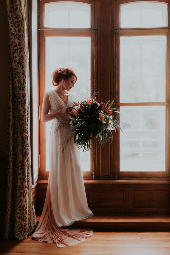 Dramatic candlelight autumn wedding in the French countryside