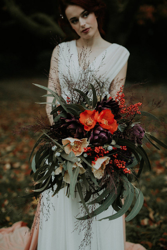 Dramatic candlelight autumn wedding in the French countryside