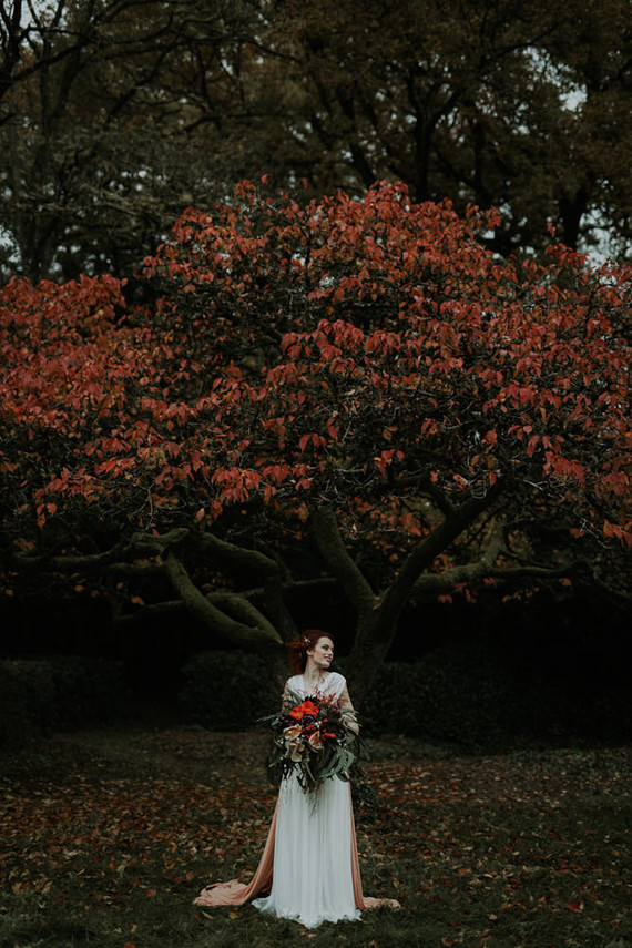 Dramatic candlelight autumn wedding in the French countryside