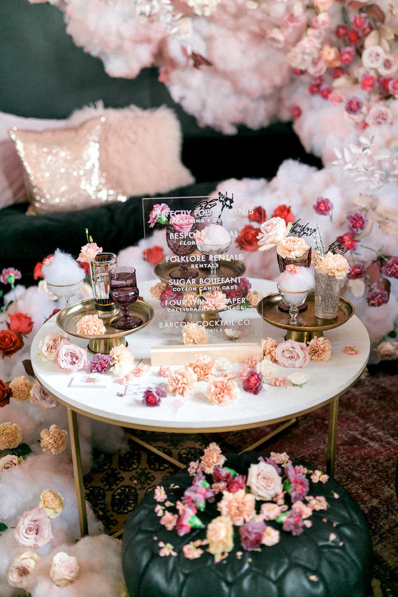 Modern wedding decor