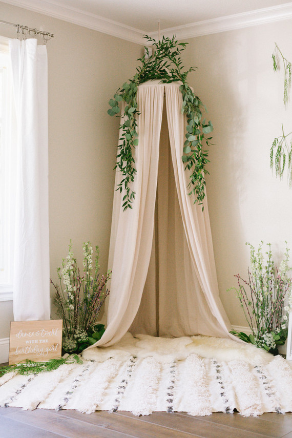 Ballet themed birthday party with all the girly details