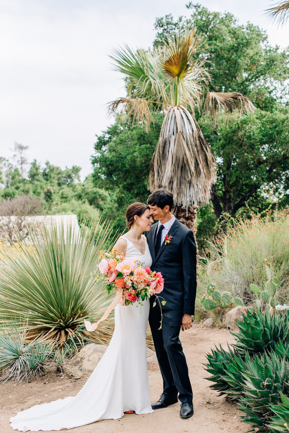 a colorful backyard wedding in Santa Barbara on a super reasonable budget