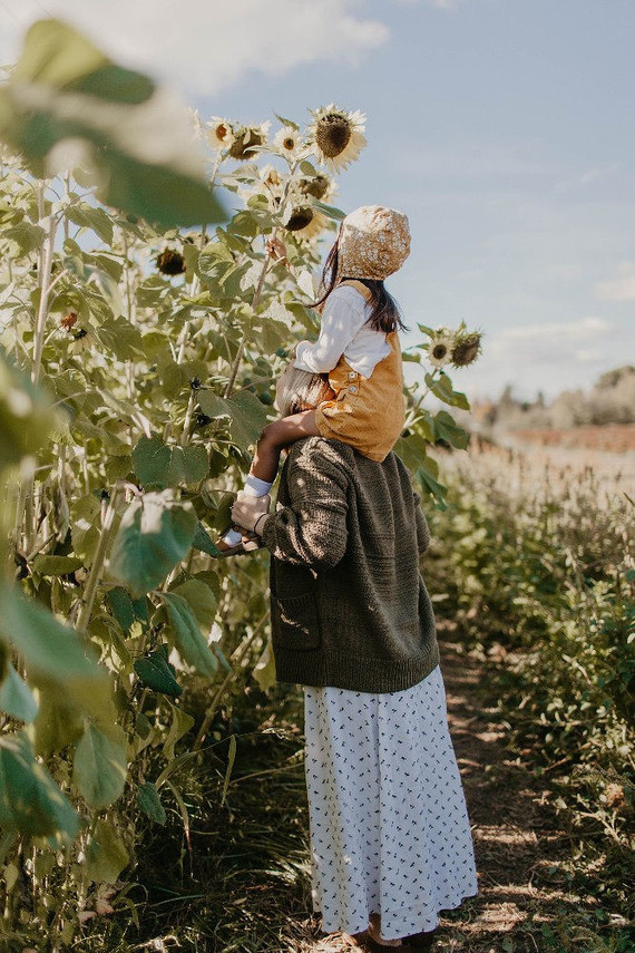 Fall family photos at Kruger Farms on Sauvie's Island