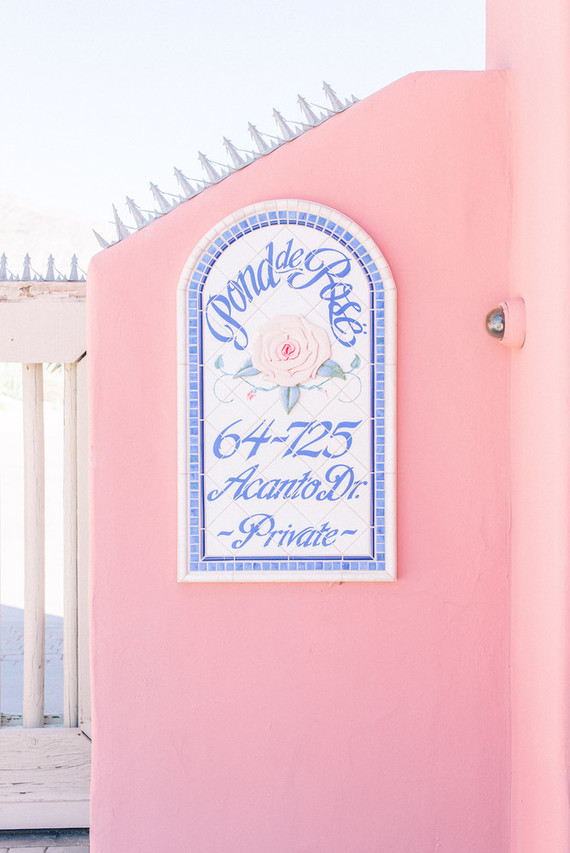 An all pink Palm Springs wedding (and venue!) with copper and pampas grass