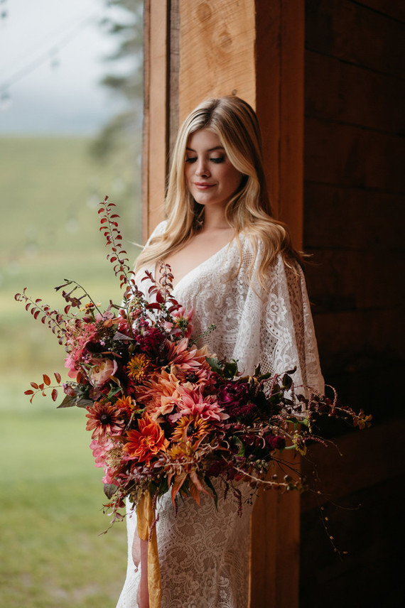 Autumn barn wedding in the Catskills with amazing florals