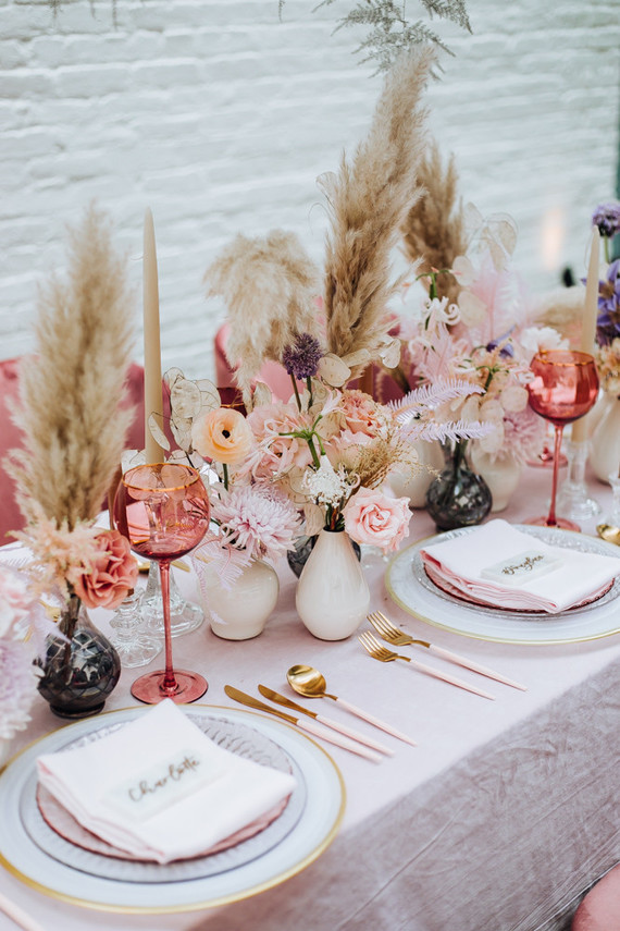 Rosé inspired wedding decor at the Foundry in NYC