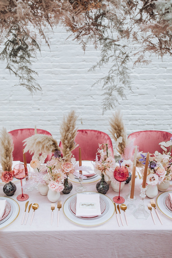 Rosé inspired wedding decor at the Foundry in NYC