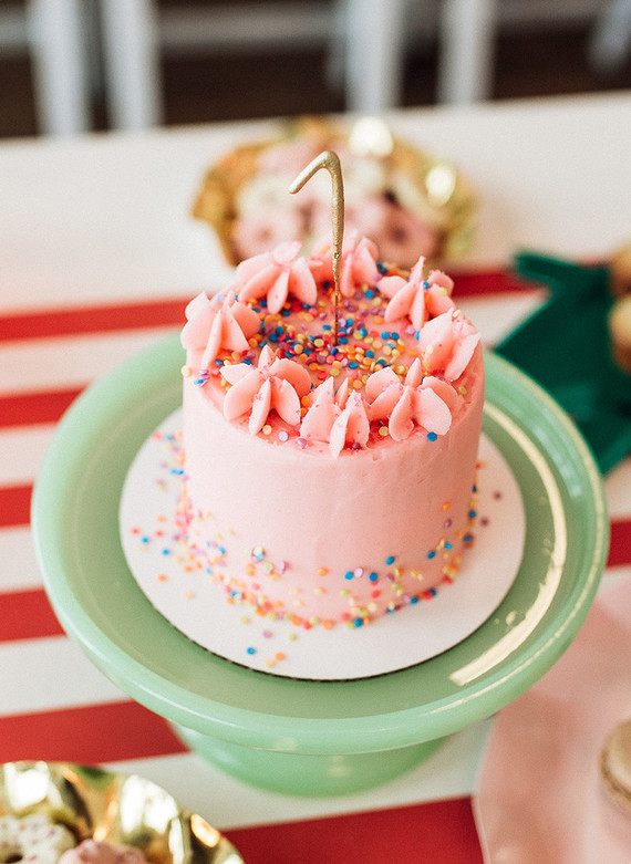 Lola Dutch first birthday party