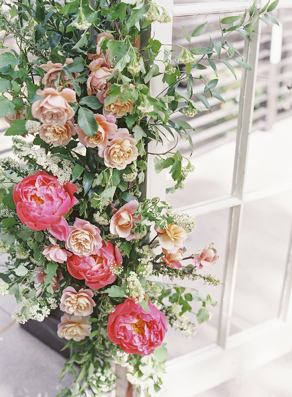 Emerald and pink travel inspired wedding at the USC University Club Inspiration