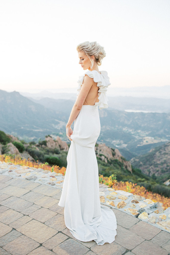 Ochre and mauve sunset elegance at Malibu Rocky Oaks