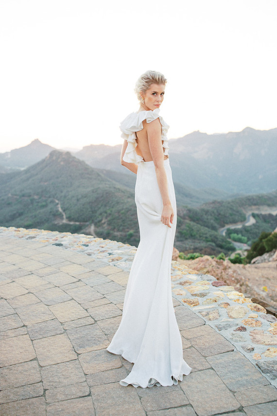 Ochre and mauve sunset elegance at Malibu Rocky Oaks