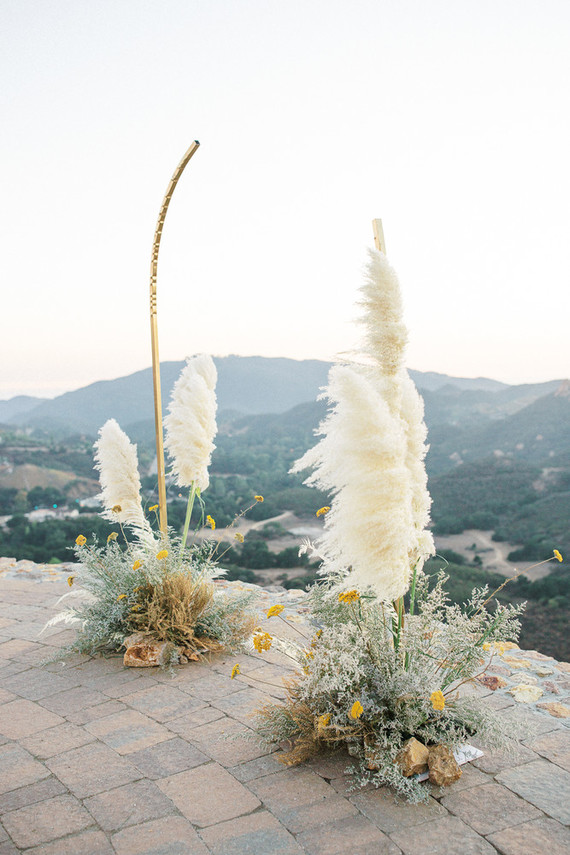 Ochre and mauve sunset elegance at Malibu Rocky Oaks Inspiration