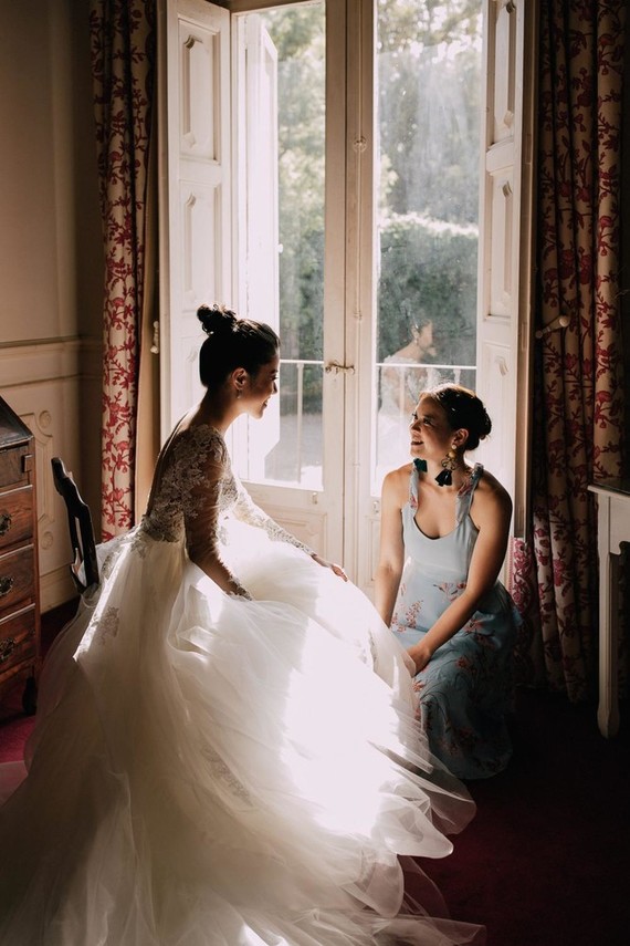 A moody dream garden wedding for a fashion forward couple at Palacio Villahermosa in Spain