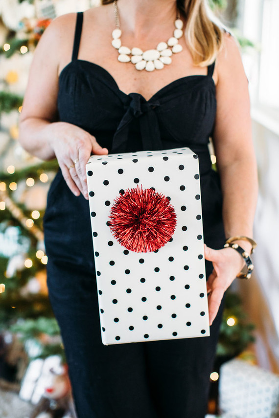 Holiday gift wrap