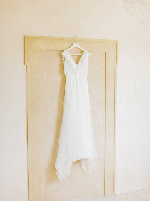 Sweet spring countryside wedding at Castle Bon Repos outside of Prague