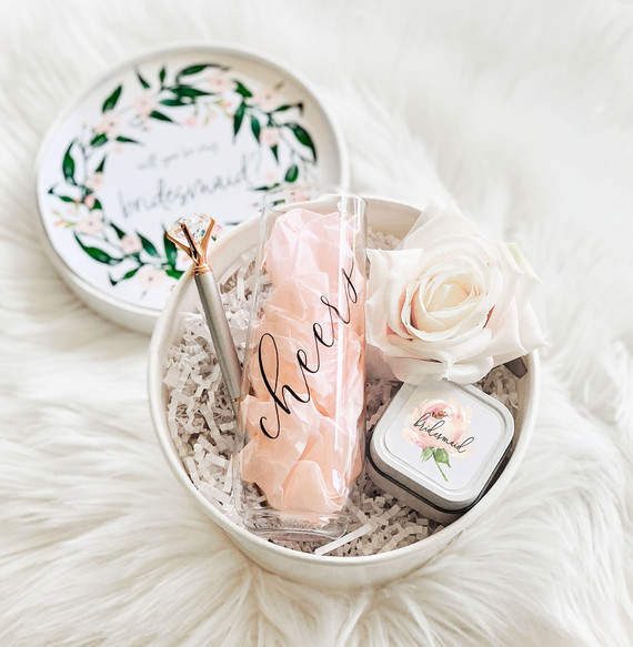 Bridesmaid gift box Inspiration