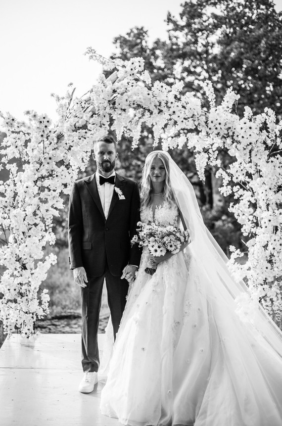 10 amazing Vogue-caliber wedding gowns