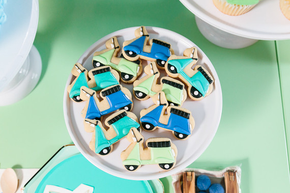 Modern city-themed boy's birthday party ideas