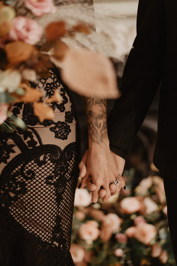 moody fall wedding inspiration with shades of coral and rust