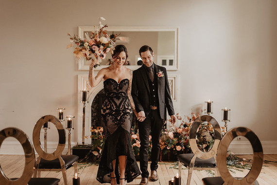 moody fall wedding inspiration with shades of coral and rust