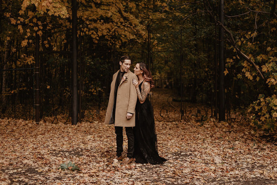 moody fall wedding inspiration with shades of coral and rust