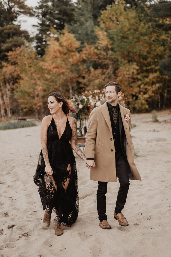 moody fall wedding inspiration with shades of coral and rust