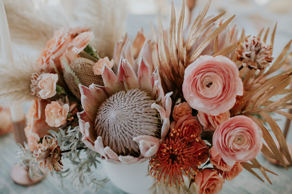 Spring 2019 wedding trend alert: pale mint and blush seaside editorial