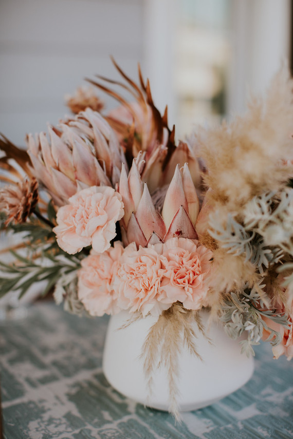 Spring 2019 wedding trend alert: pale mint and blush seaside editorial