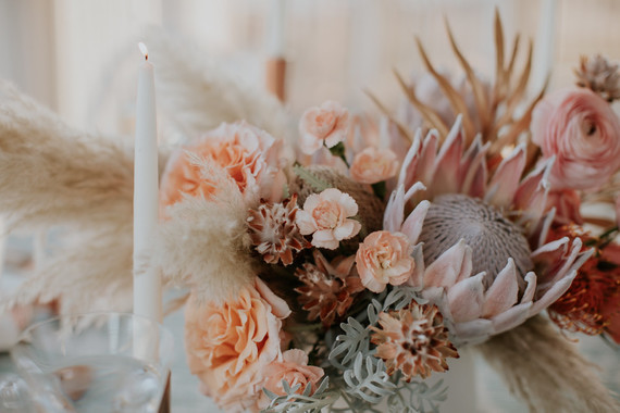 Spring 2019 wedding trend alert: pale mint and blush seaside editorial Inspiration
