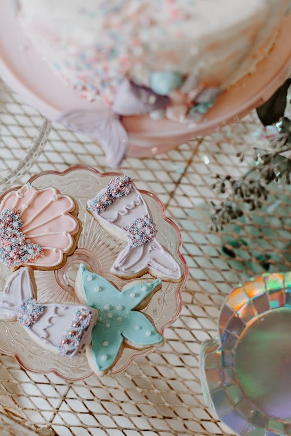 Boho mermaid girl's birthday party with all the sparkles