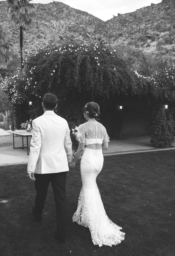 Modern blushy Palm Springs wedding at Colony 29 Inspiration