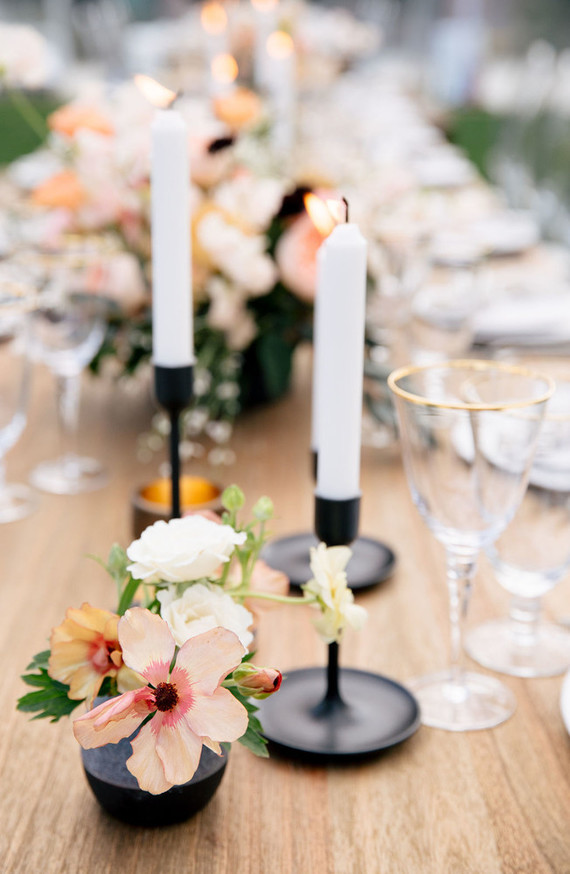 Modern blushy Palm Springs wedding at Colony 29 Inspiration