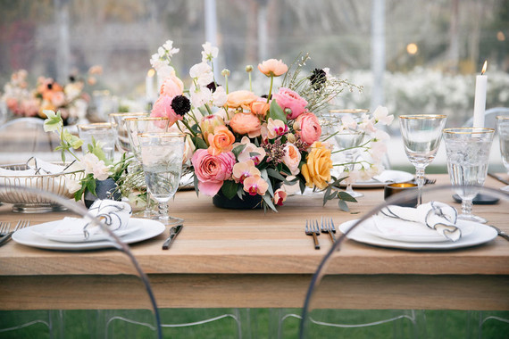 Modern blushy Palm Springs wedding at Colony 29 Inspiration