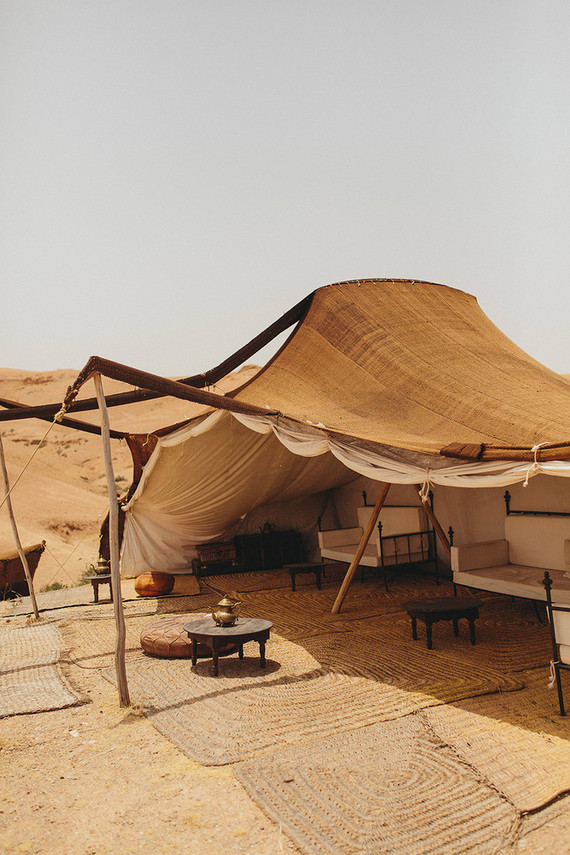 The ultimate in laid back desert chic is this stylish wedding in the Agfay desert outside of Marrakesh