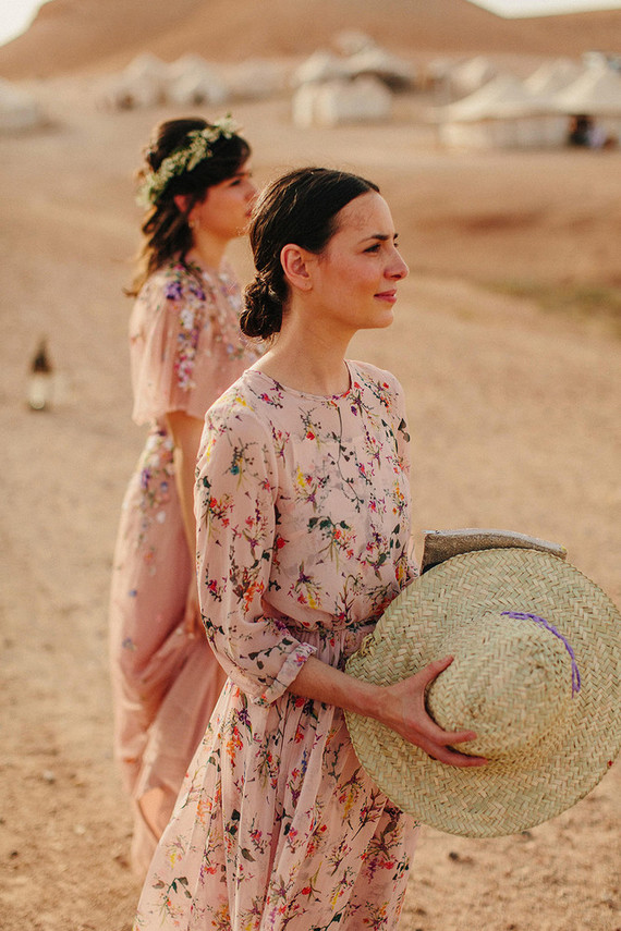 The ultimate in laid back desert chic is this stylish wedding in the Agfay desert outside of Marrakesh