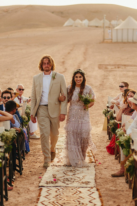 The ultimate in laid back desert chic is this stylish wedding in the Agfay desert outside of Marrakesh