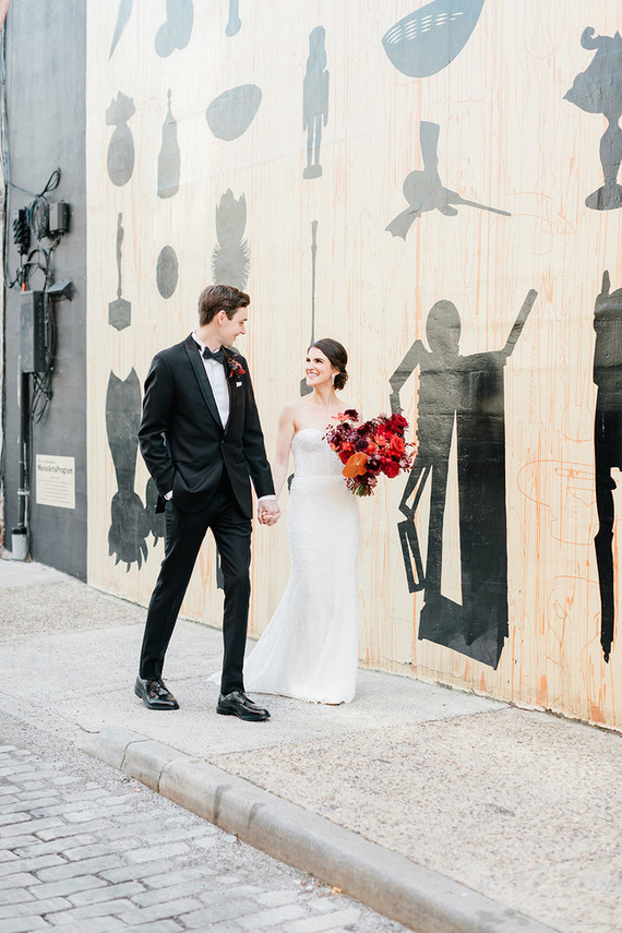 modern winter art gallery wedding in Philadelphia Inspiration