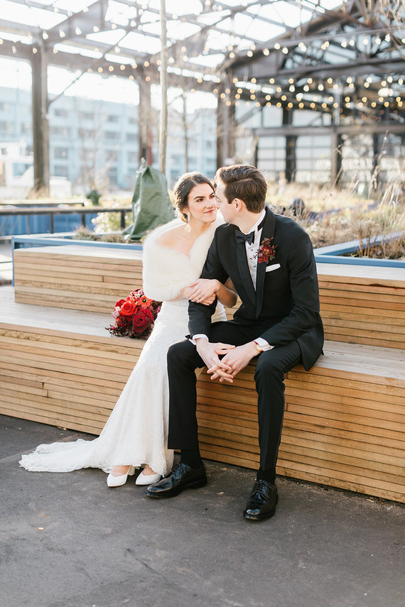modern winter art gallery wedding in Philadelphia