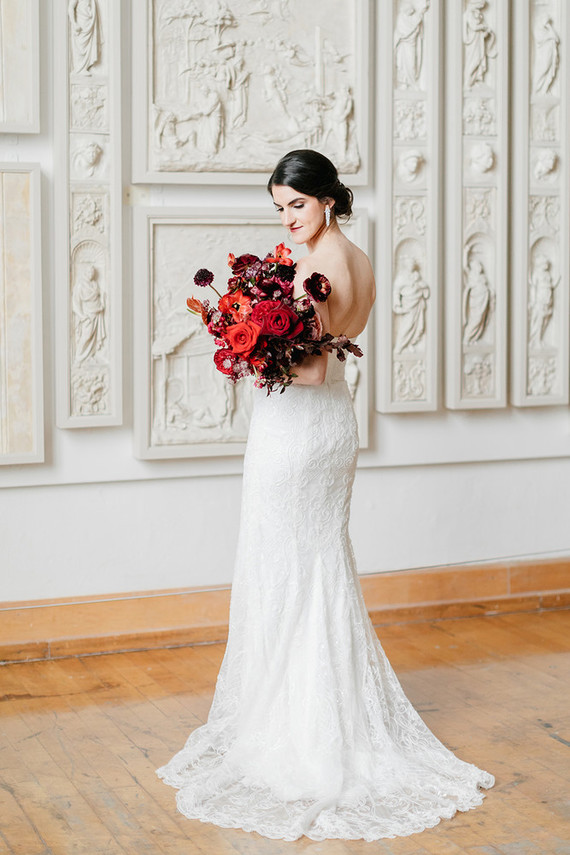 modern winter art gallery wedding in Philadelphia Inspiration